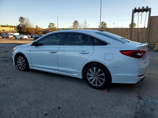 5NPE34AF9GH425897 2016 HYUNDAI SONATA - Image 2
