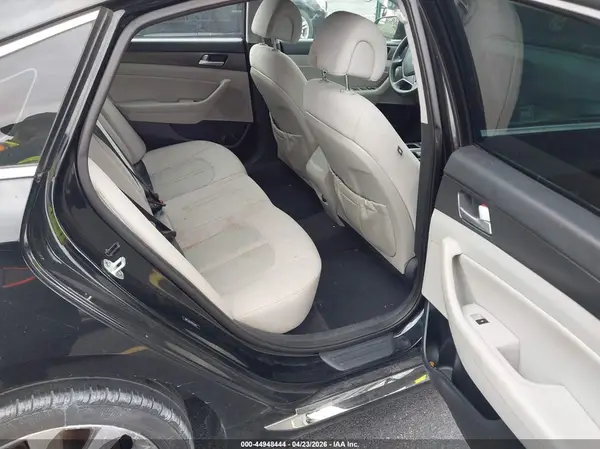 5NPE34AF9HH450817 2017 HYUNDAI SONATA - Image 8
