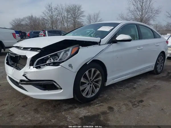5NPE34AF9HH481579 2017 HYUNDAI SONATA - Image 2
