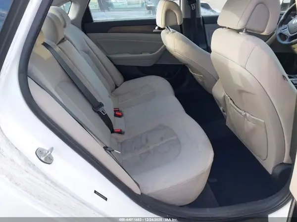 5NPE34AF9HH497250 2017 HYUNDAI SONATA - Image 8
