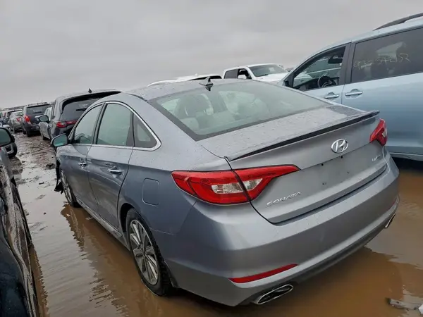 5NPE34AF9HH507615 2017 HYUNDAI SONATA - Image 2