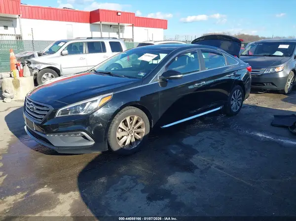 5NPE34AF9HH509557 2017 HYUNDAI SONATA - Image 2