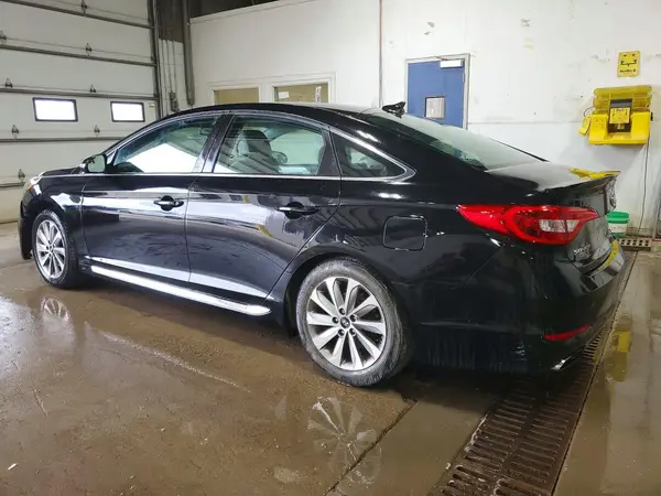 5NPE34AF9HH525015 2017 HYUNDAI SONATA - Image 2