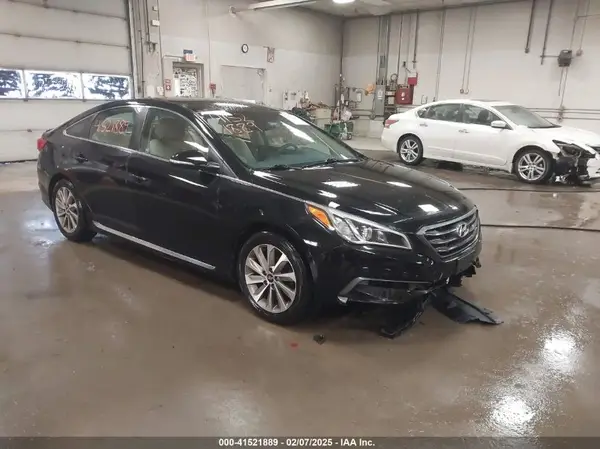 5NPE34AF9HH554790 2017 HYUNDAI SONATA - Image 1