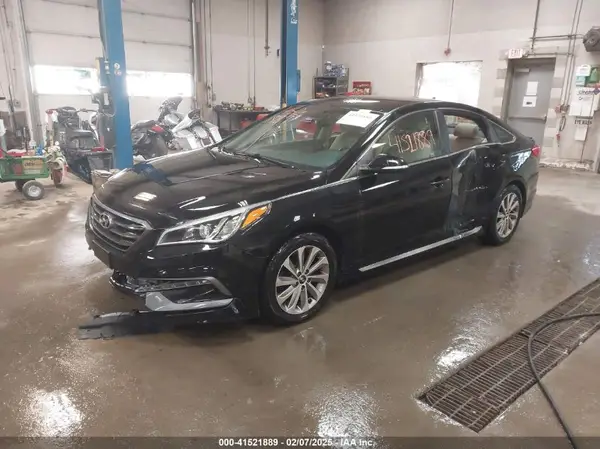 5NPE34AF9HH554790 2017 HYUNDAI SONATA - Image 2