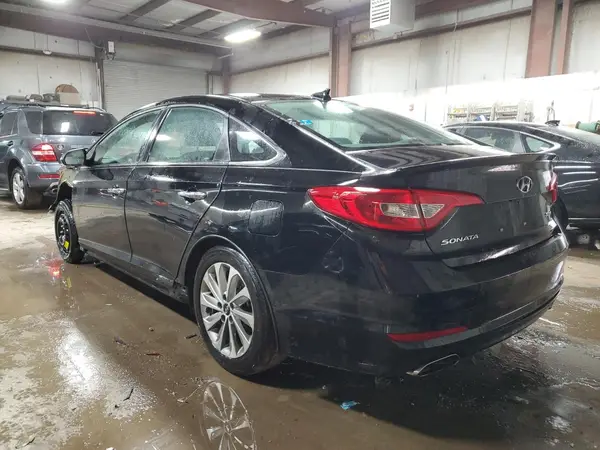 5NPE34AF9HH557415 2017 HYUNDAI SONATA - Image 2