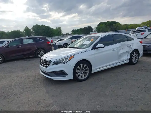 5NPE34AF9HH557768 2017 HYUNDAI SONATA - Image 2