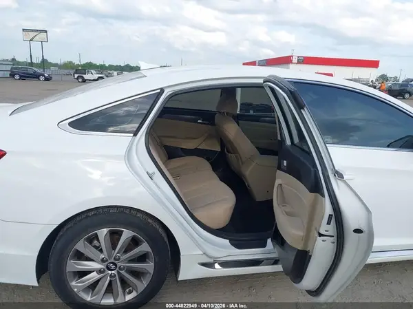 5NPE34AF9HH557768 2017 HYUNDAI SONATA - Image 8