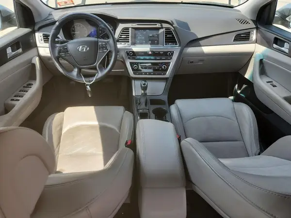 5NPE34AF9HH570083 2017 HYUNDAI SONATA - Image 8