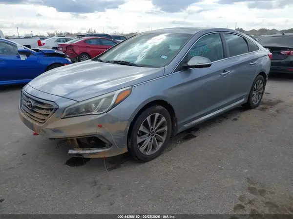 5NPE34AF9HH572447 2017 HYUNDAI SONATA - Image 2