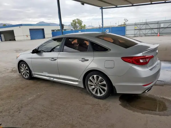 5NPE34AF9HH573744 2017 HYUNDAI SONATA - Image 2