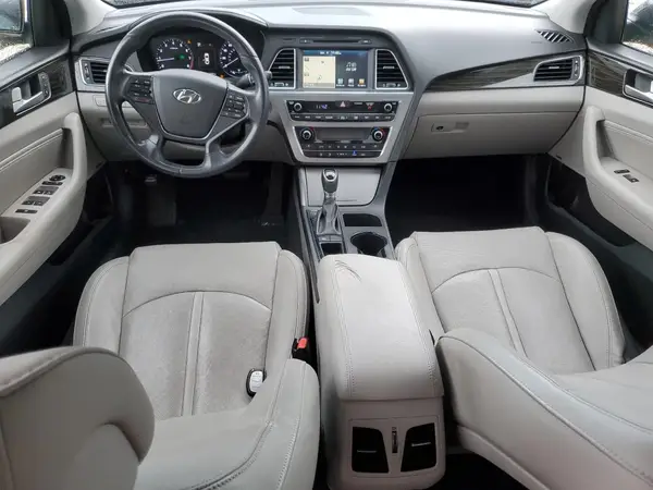 5NPE34AF9HH575803 2017 HYUNDAI SONATA - Image 8