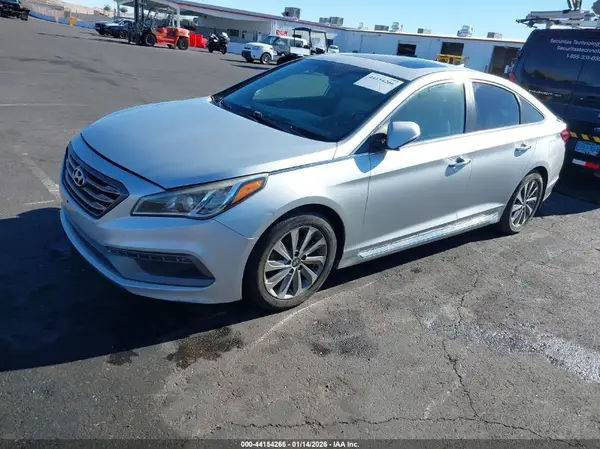 5NPE34AF9HH581729 2017 HYUNDAI SONATA - Image 2