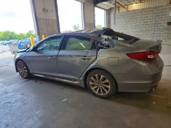5NPE34AF9HH582377 2017 HYUNDAI SONATA - Image 2