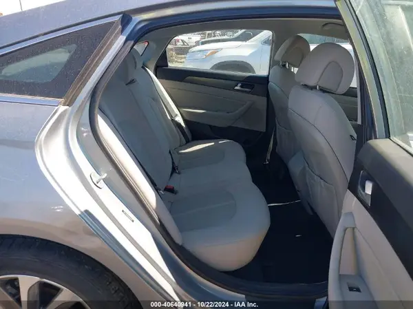5NPE34AF9HH583979 2017 HYUNDAI SONATA - Image 8