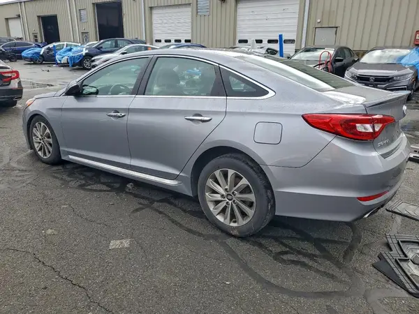 5NPE34AF9HH590317 2017 HYUNDAI SONATA - Image 2