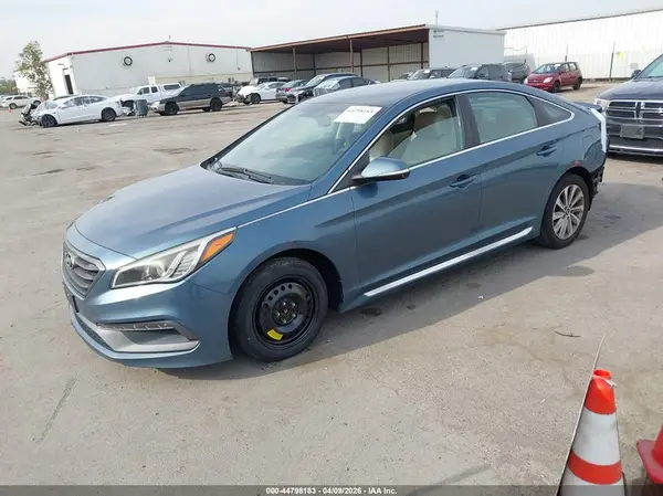 5NPE34AF9HH592195 2017 HYUNDAI SONATA - Image 2