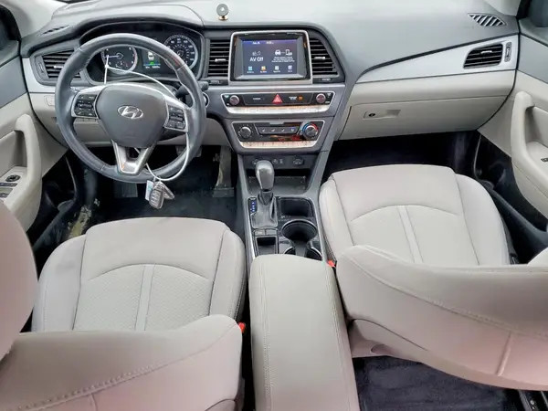 5NPE34AF9JH596835 2018 HYUNDAI SONATA - Image 8