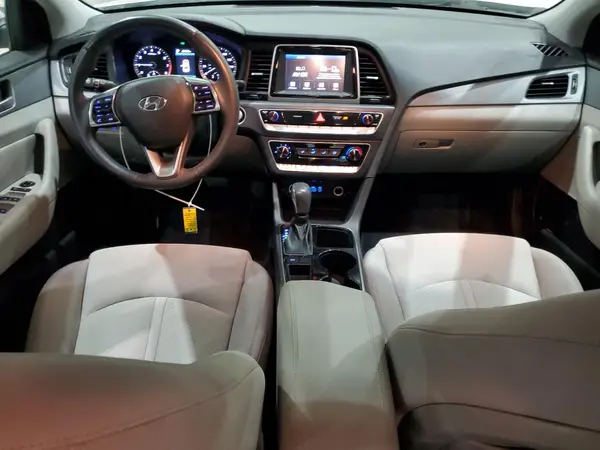 5NPE34AF9JH597676 2018 HYUNDAI SONATA - Image 8