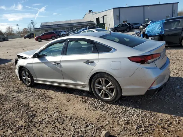 5NPE34AF9JH623886 2018 HYUNDAI SONATA - Image 2