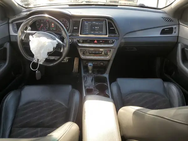 5NPE34AF9JH623886 2018 HYUNDAI SONATA - Image 8