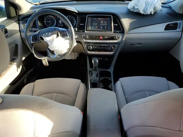 5NPE34AF9JH628019 2018 HYUNDAI SONATA - Image 8