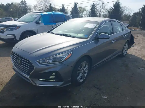 5NPE34AF9JH630689 2018 HYUNDAI SONATA - Image 2