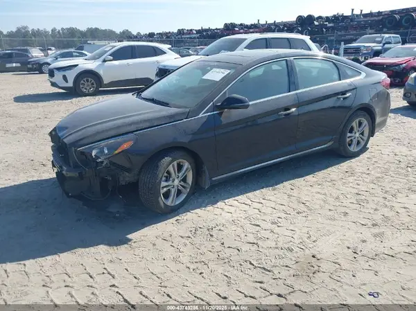 5NPE34AF9JH630823 2018 HYUNDAI SONATA - Image 2