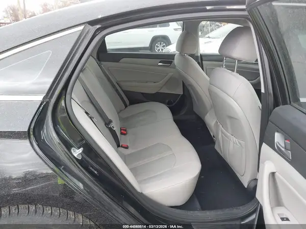 5NPE34AF9JH631826 2018 HYUNDAI SONATA - Image 8