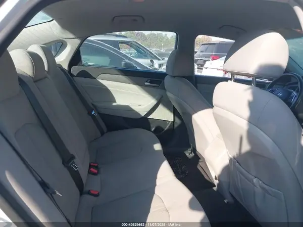 5NPE34AF9JH635102 2018 HYUNDAI SONATA - Image 8