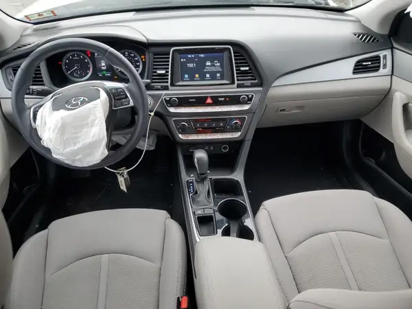 5NPE34AF9JH635309 2018 HYUNDAI SONATA - Image 8
