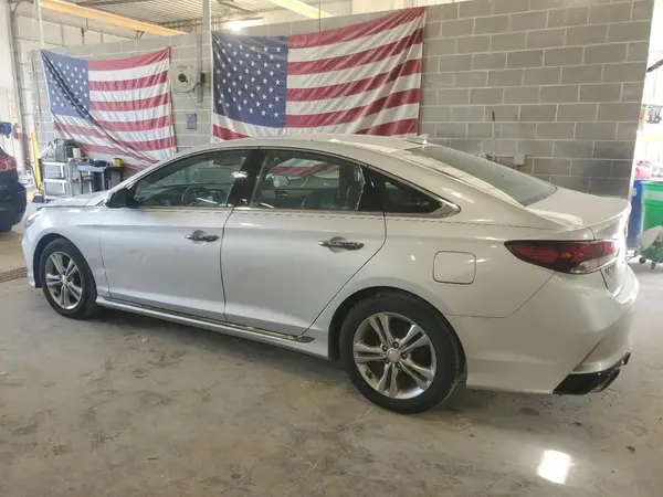 5NPE34AF9JH636282 2018 HYUNDAI SONATA - Image 2