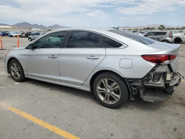 5NPE34AF9JH637061 2018 HYUNDAI SONATA - Image 2