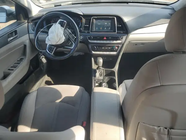 5NPE34AF9JH637822 2018 HYUNDAI SONATA - Image 8