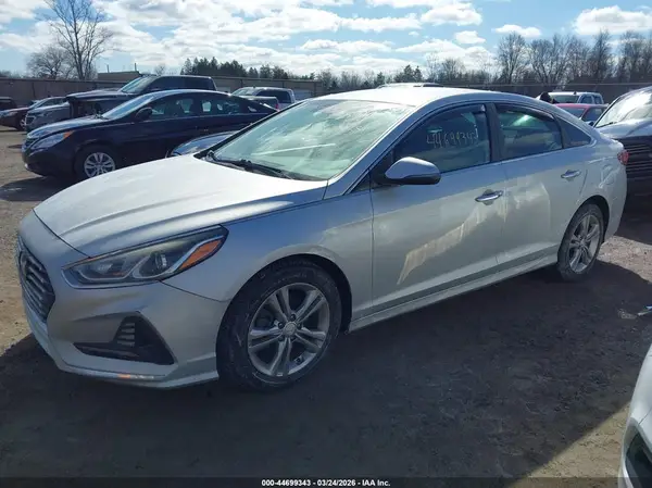5NPE34AF9JH645063 2018 HYUNDAI SONATA - Image 2