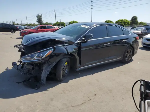 5NPE34AF9JH646388 2018 HYUNDAI SONATA - Image 1