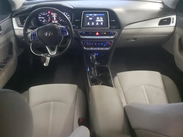 5NPE34AF9JH650554 2018 HYUNDAI SONATA - Image 8