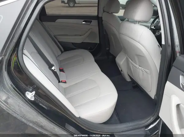 5NPE34AF9JH654233 2018 HYUNDAI SONATA - Image 8