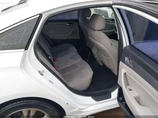 5NPE34AF9JH655642 2018 HYUNDAI SONATA - Image 8