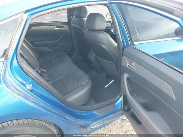5NPE34AF9JH655821 2018 HYUNDAI SONATA - Image 8