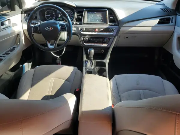5NPE34AF9JH655866 2018 HYUNDAI SONATA - Image 8