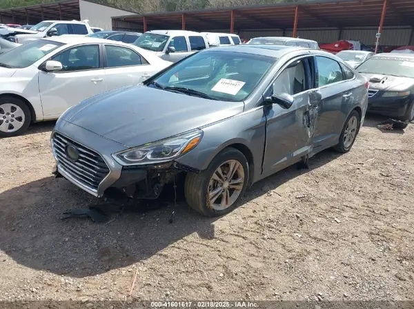 5NPE34AF9JH657259 2018 HYUNDAI SONATA - Image 2