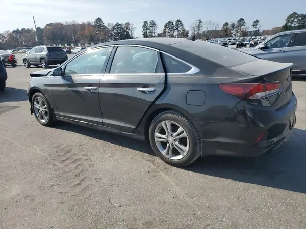 5NPE34AF9JH660825 2018 HYUNDAI SONATA - Image 2