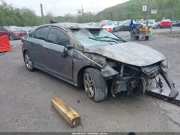 5NPE34AF9JH662087 2018 HYUNDAI SONATA - Image 1