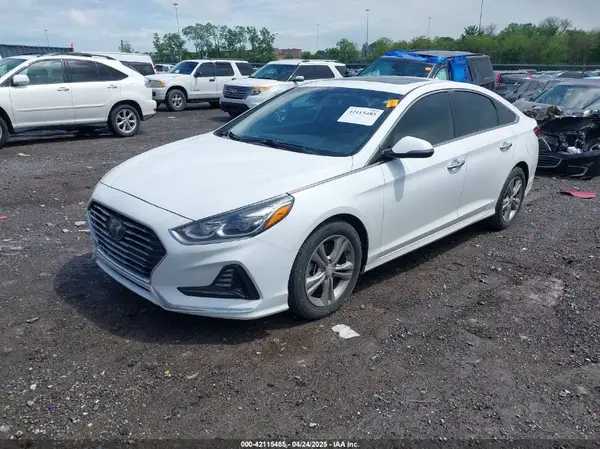 5NPE34AF9JH670688 2018 HYUNDAI SONATA - Image 2