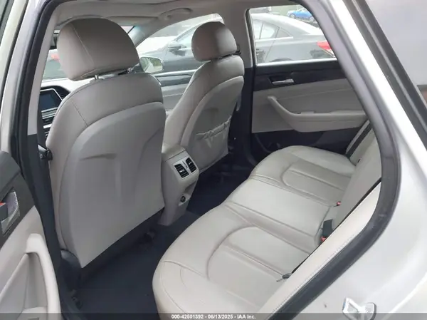 5NPE34AF9JH672392 2018 HYUNDAI SONATA - Image 8