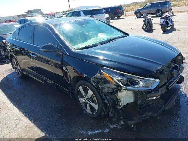 5NPE34AF9JH677351 2018 HYUNDAI SONATA - Image 1