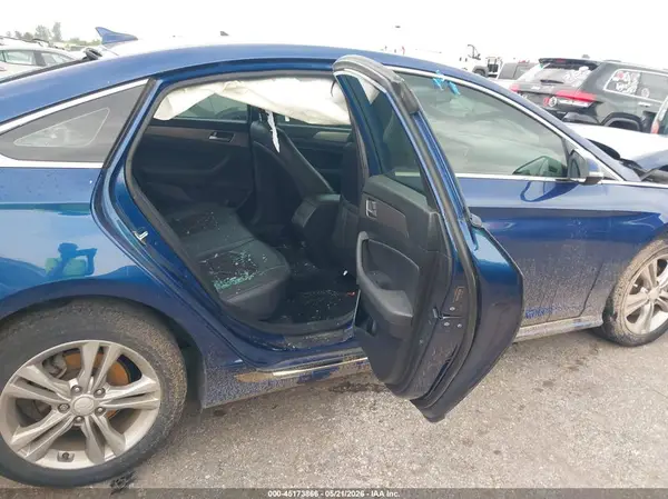 5NPE34AF9JH682646 2018 HYUNDAI SONATA - Image 8