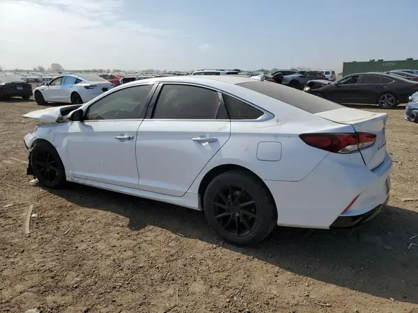 5NPE34AF9JH683263 2018 HYUNDAI SONATA - Image 2