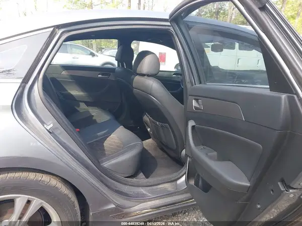 5NPE34AF9JH688740 2018 HYUNDAI SONATA - Image 8
